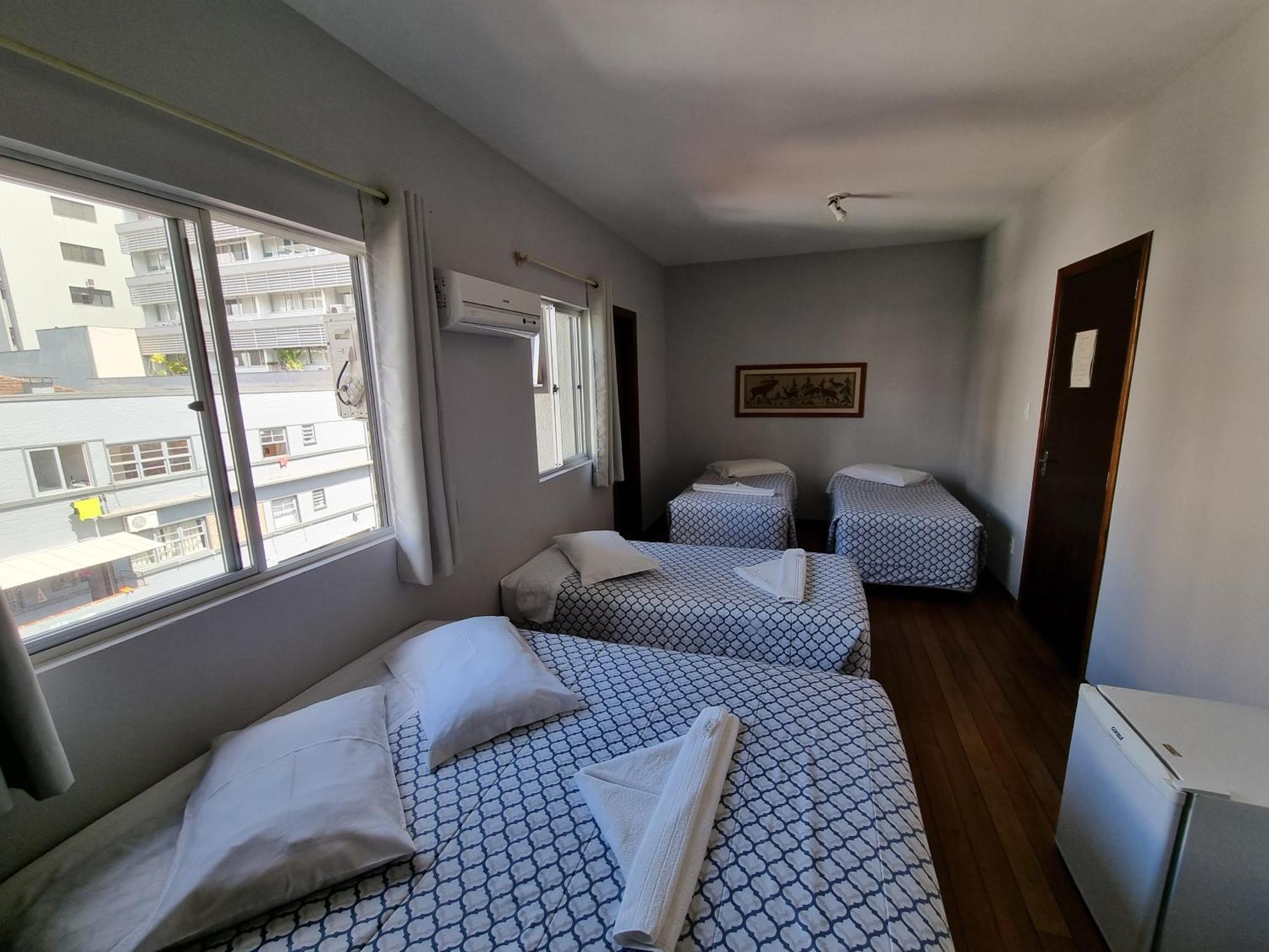 Hotel Hermann บลูเมเนา ห้อง รูปภาพ