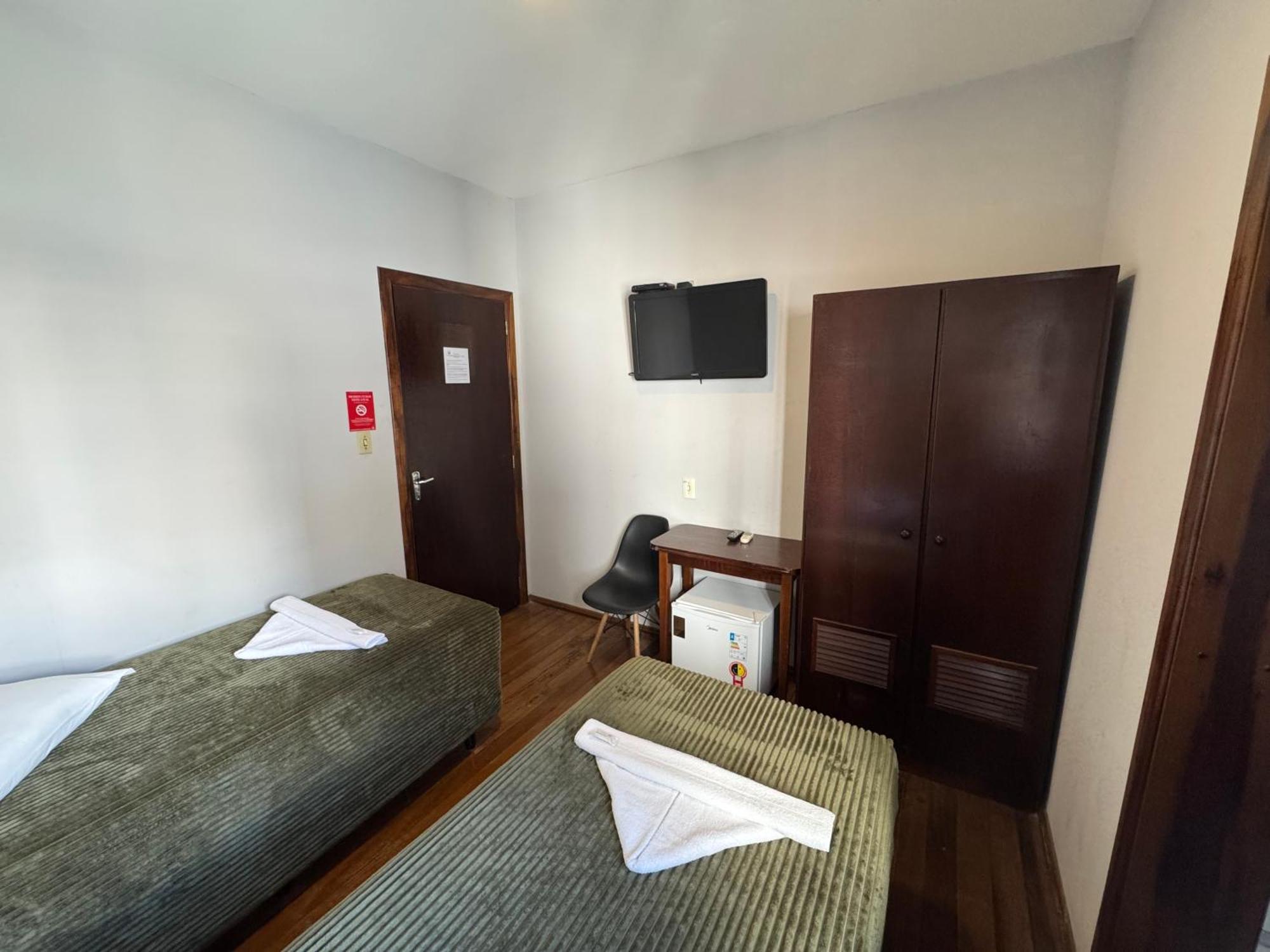Hotel Hermann บลูเมเนา ภายนอก รูปภาพ