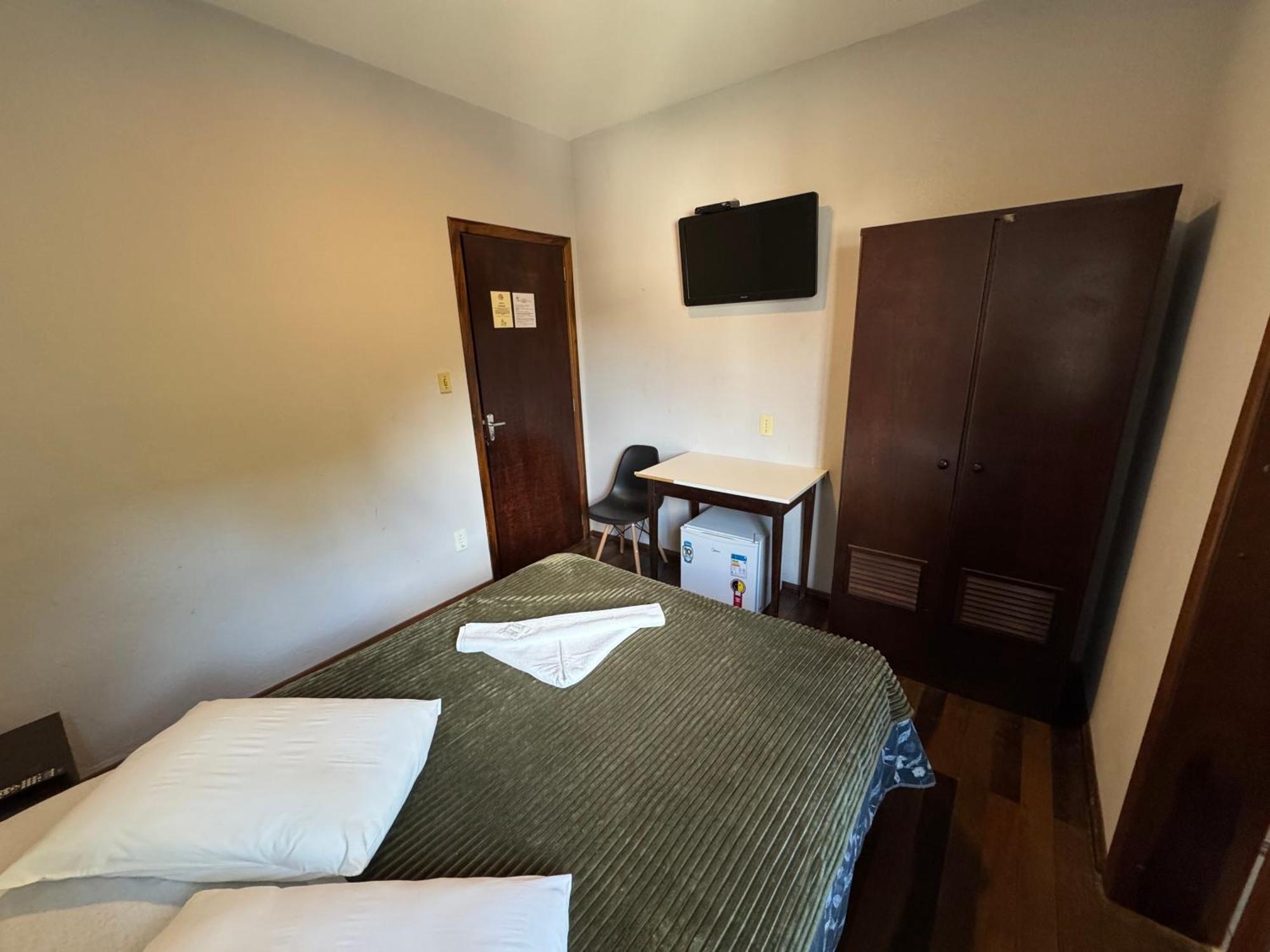 Hotel Hermann บลูเมเนา ภายนอก รูปภาพ