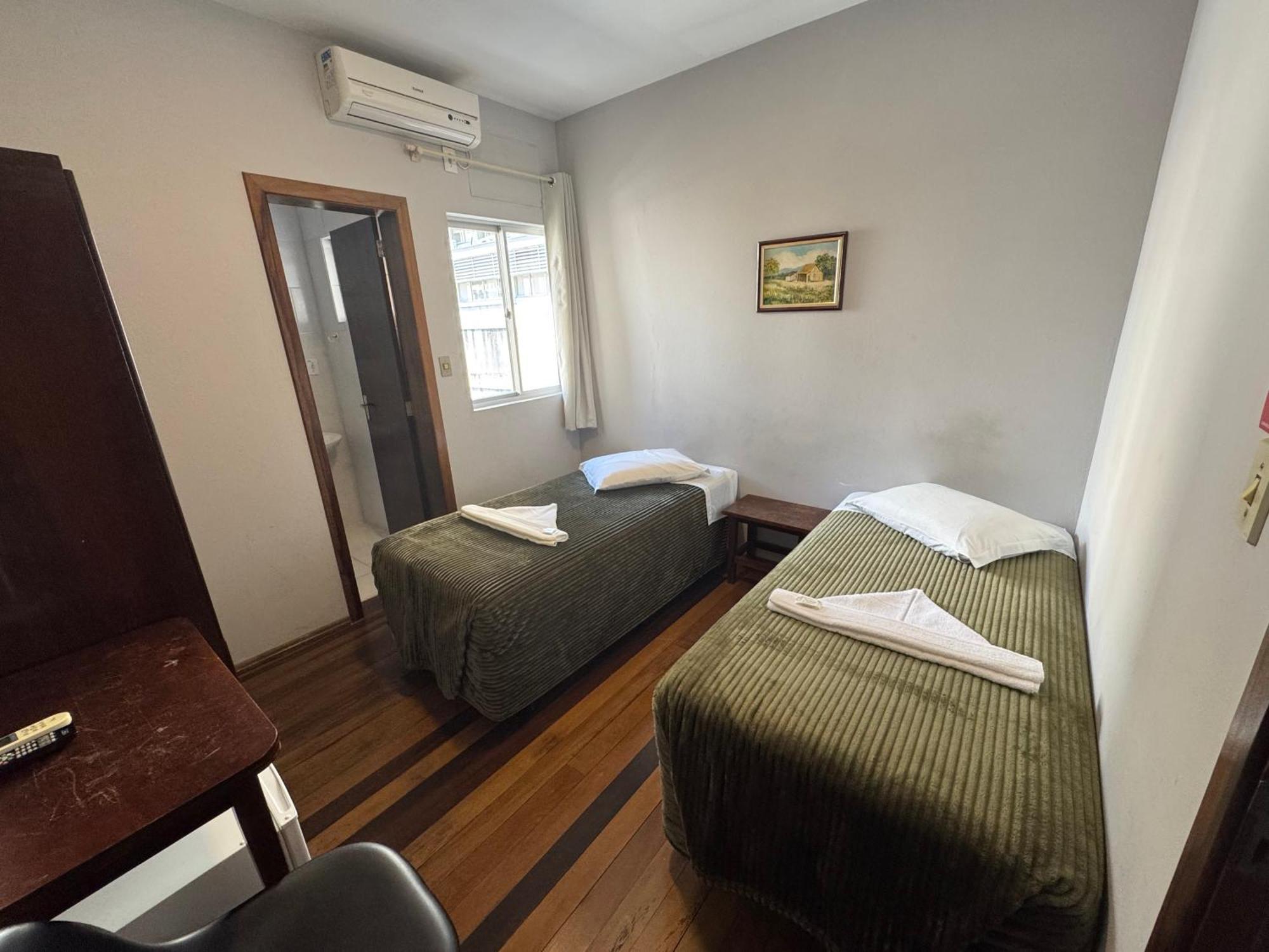 Hotel Hermann บลูเมเนา ภายนอก รูปภาพ