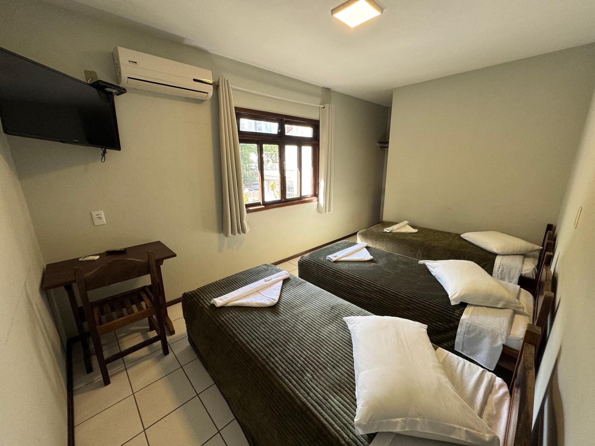 Hotel Hermann บลูเมเนา ภายนอก รูปภาพ